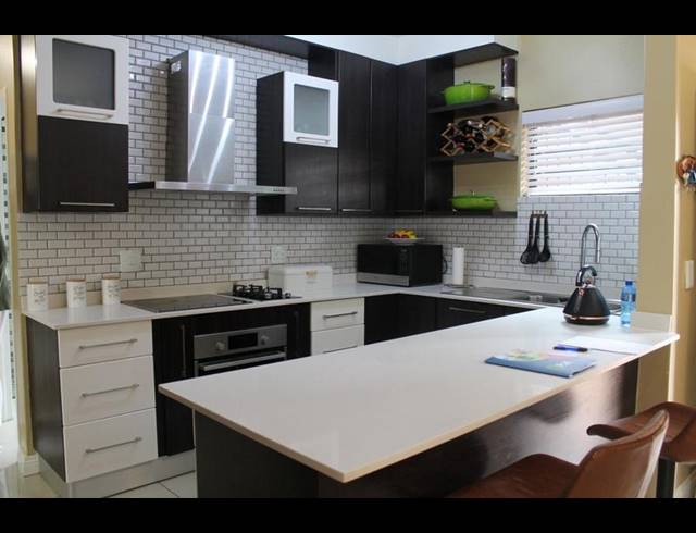 3 BEDROOM APARTMENT FOR SALE IN ORIEL